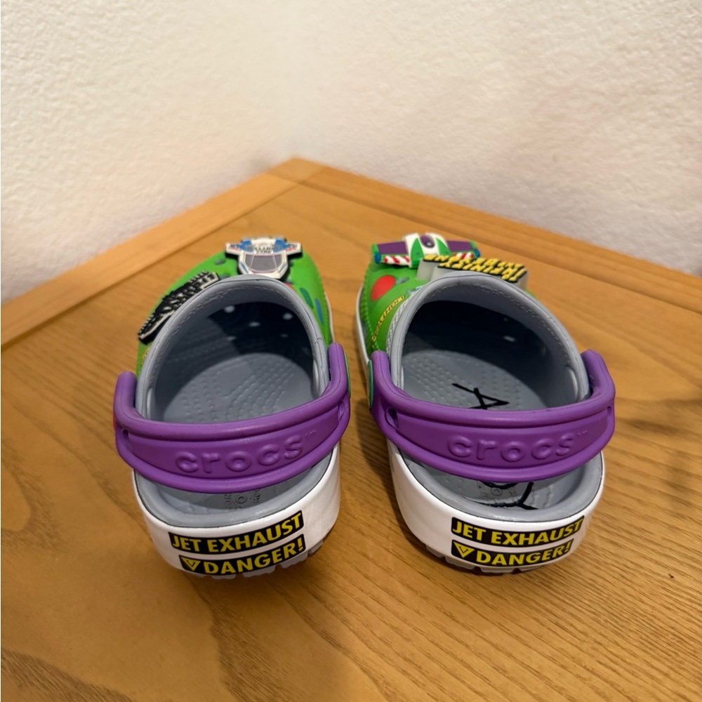 Disney Buzz Lightyear Crocs Size 5C - Picture 6 of 9